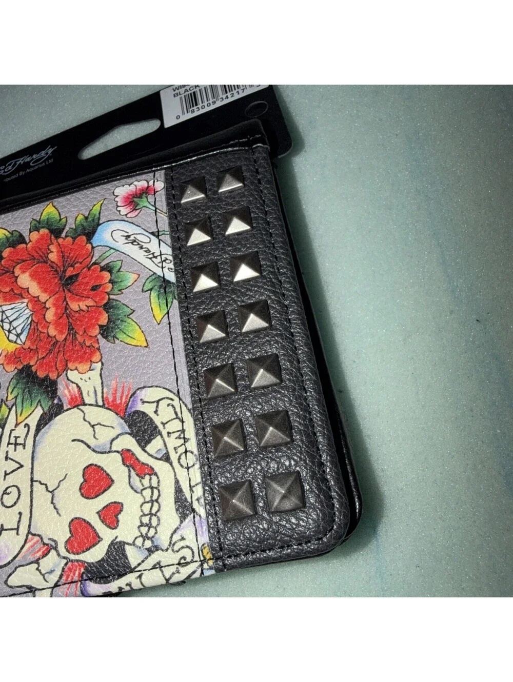 ED HARDY BI-FOLD SNAP CLOSURE/ZIPPERED POCKET/METAL STUDS WALLET - NWT